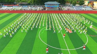 “全民健身日”群众文体展演掀起夏日健身热潮  