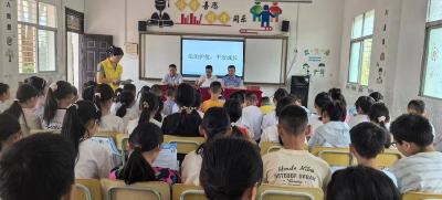 南漳县东巩镇：禁毒+法治 为青春护航 