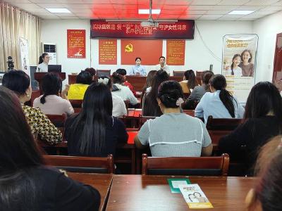 南漳县和平桥社区开展健康讲座和义诊服务 