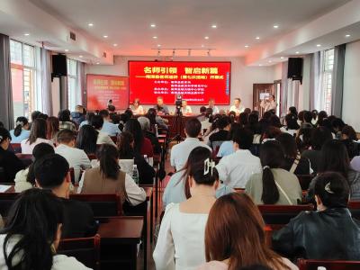 我县举办新时代文明实践公益集市活动