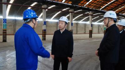 陈栋调研重点企业时强调：精准服务助企纾困 不断夯实工业经济高质量发展根基 
