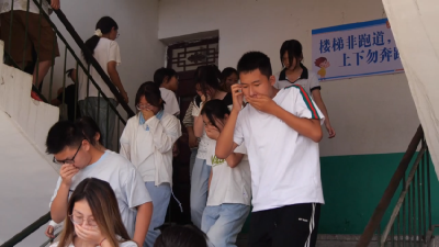 金庙中学将消防安全教育融入开学第一课  