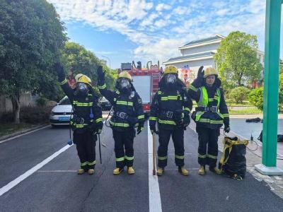 南漳消防：苦练实战硬本领 筑牢作战安全线 