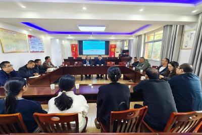 南漳县中医医院专家到肖堰镇开展巡回医疗义诊活动 
