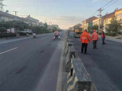 县公路中心快速处置一起公路险情  