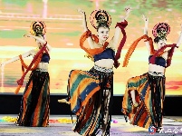 “五谷深情·味在谷城”农旅博览会暨盛康第二届稻虾文化节开幕
