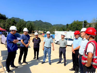 谷城对在建重点项目进行安全生产指导服务