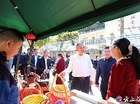 “五谷深情·味在谷城”农旅博览会暨赵湾乡八里荒第三届自行车挑战赛开幕