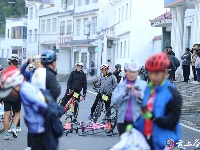 “五谷深情·味在谷城”农旅博览会暨赵湾乡八里荒第三届自行车挑战赛开幕