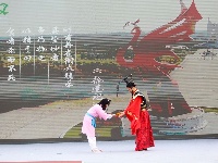 “五谷深情 味在谷城”2024谷城首届农旅博览会暨荆楚购·城关镇电商文化周活动盛大开幕