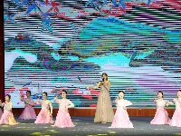 谷城县2024年新春团拜暨春节文艺晚会浓情上演