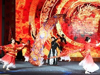 谷城县2024年新春团拜暨春节文艺晚会浓情上演
