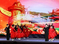 谷城县举办“庆国庆迎重阳”老干部文艺晚会