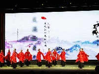 谷城县举办“庆国庆迎重阳”老干部文艺晚会