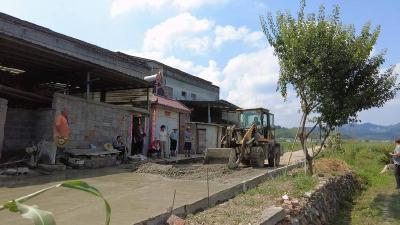 襄阳谷城：从“泥水路”到“幸福路”，谷城县交通运输局铺就贾庙村振兴快车道！ 