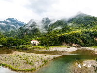 谷城：青山甘泉 水岸雨坪