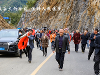 谷城：青山甘泉 水岸雨坪