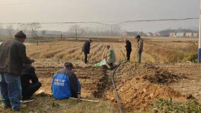襄阳谷城：路通水通民心通