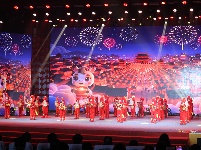 2026年谷城县新春团拜暨春节联欢晚会浓情上演