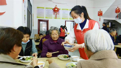 新春走基层｜不止是热饭、课堂与工作！谷城“三爱” 工程暖透民生