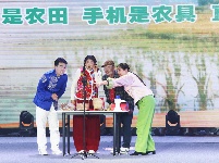 2026年谷城县新春团拜暨春节联欢晚会浓情上演