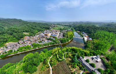 “空心村”缘何成为返乡创业特色街区