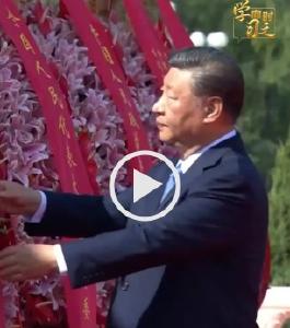 我们要永远铭记他们的牺牲和奉献