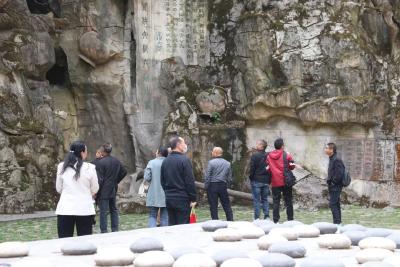 团团相接，走进美好！尧治河春季旅游持续升温
