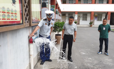 “体检”安全，护航高考！保康消防筑牢高考安全防线