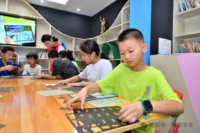 “科技+创意”动手又动脑！保康县科技馆公益创客班让孩子们嗨翻一“夏”