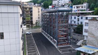有效化解停车难！襄阳保康新街智慧停车场投入使用 