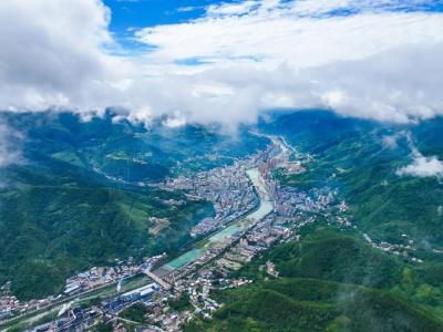 蓝图已绘，笃行不怠！省委十二届十一次全会精神在保康引发热烈反响