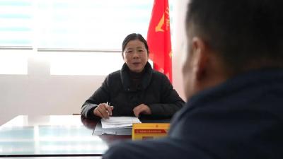 代表委员在一线丨既是“领头雁”，亦是“贴心人” ！宋永红用心书写基层履职答卷