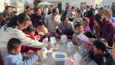 你好，闪光的小孩！店垭镇神农村孩子“原创首秀”，没有评比，只有绽放