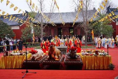 【湖北日报】第32届当阳关陵庙会举行