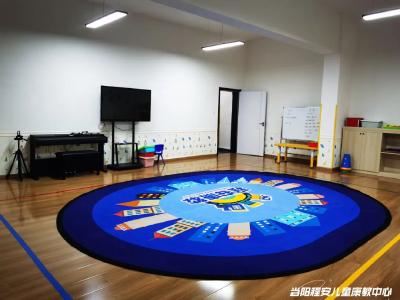 当阳街头这群人，引来无数市民的点赞…… 