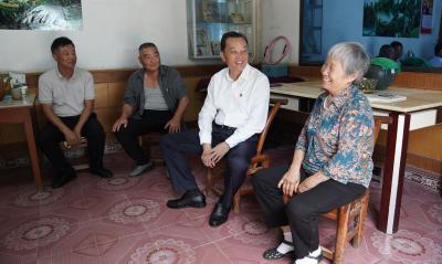 李兴兵开展“七一”走访慰问