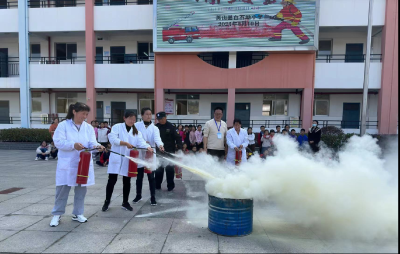 白石坳小学：齐心筑牢防火墙壁  携手打造平安校园