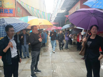 我县多部门联合开展活禽和水产品联合执法