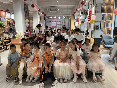 县九昇城发集团举办“童心向党、共迎六一”亲子阅读活动