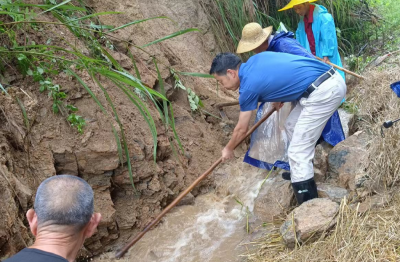 县九昇城发集团积极协助联系村灾后重振