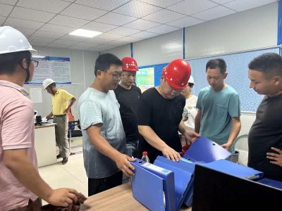 ​县九昇城发集团开展第三季度安全生产大检查