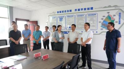 【快讯】省科技厅厅长冯艳飞来我县调研科技创新、综合治理工作
