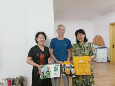 縣檔案館走訪慰問退休退役軍人