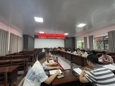杨柳湾镇青年干部读书班为“朝阳力量”蓄势赋能