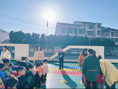 县第三幼儿园开展宪法宣传周系列活动