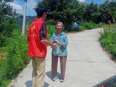 浓情“粽”意迎端午 幸福和谐四顾墩