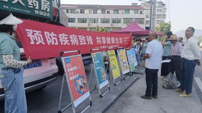 县残联开展全国第八个残疾预防日宣传活动