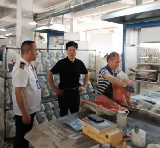县卫生监督所到开发区开展职业卫生监督检查