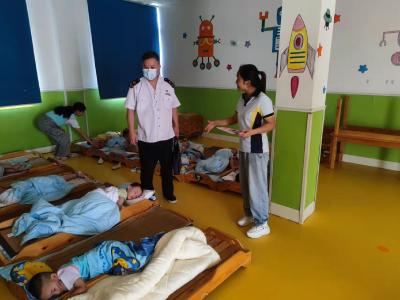 县卫生监督所：护卫幼儿健康成长